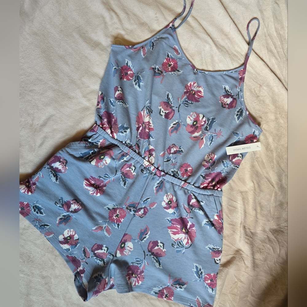 NWT Blue Floral Romper By Color Thread